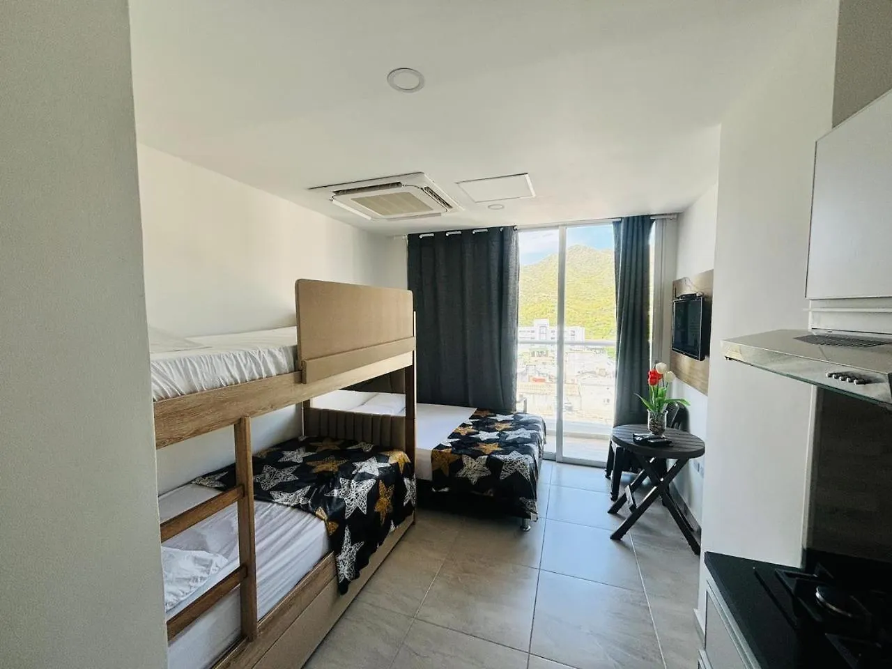 Apartment Apartamen Sky Tower Gaira