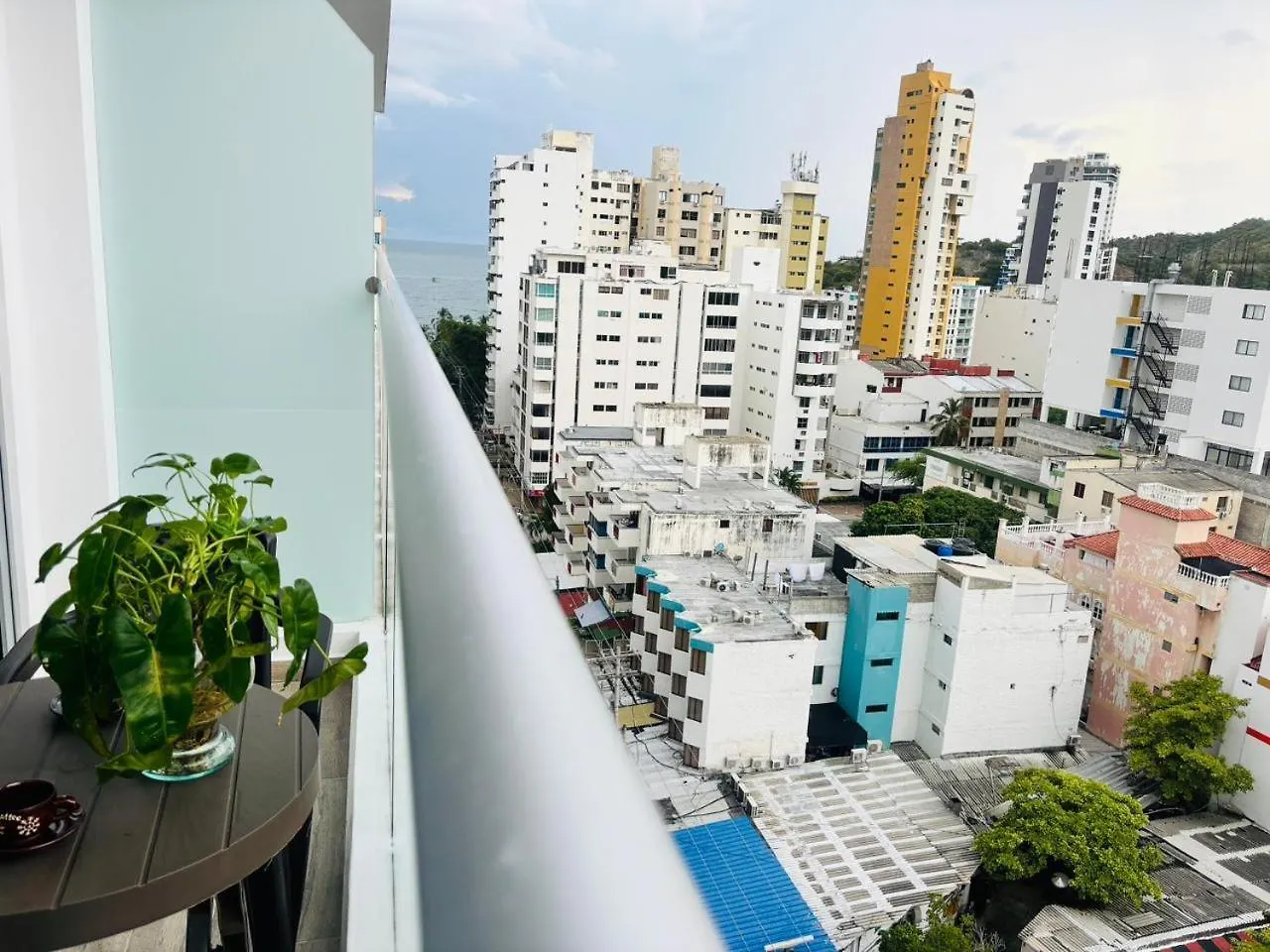 Apartamen Sky Tower Gaira Colombia