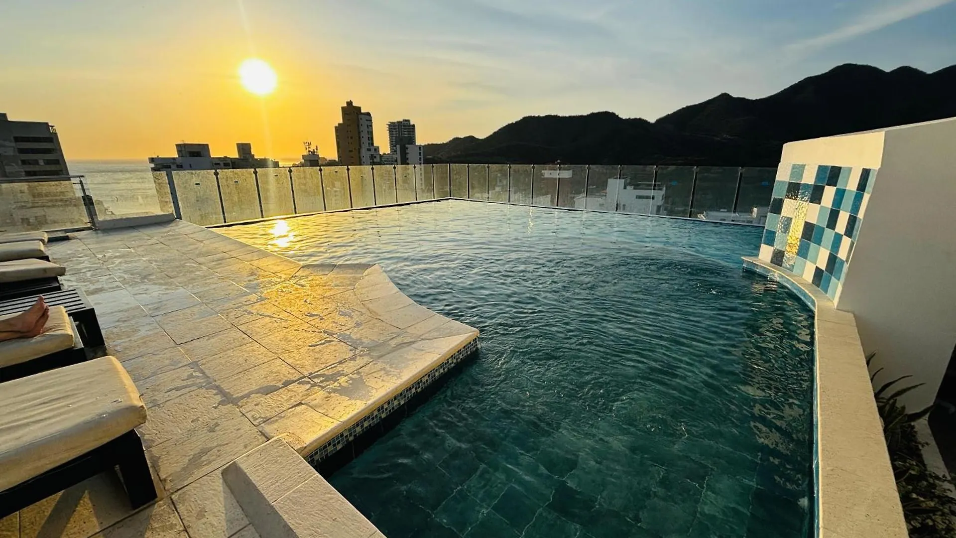 Apartamen Sky Tower Gaira